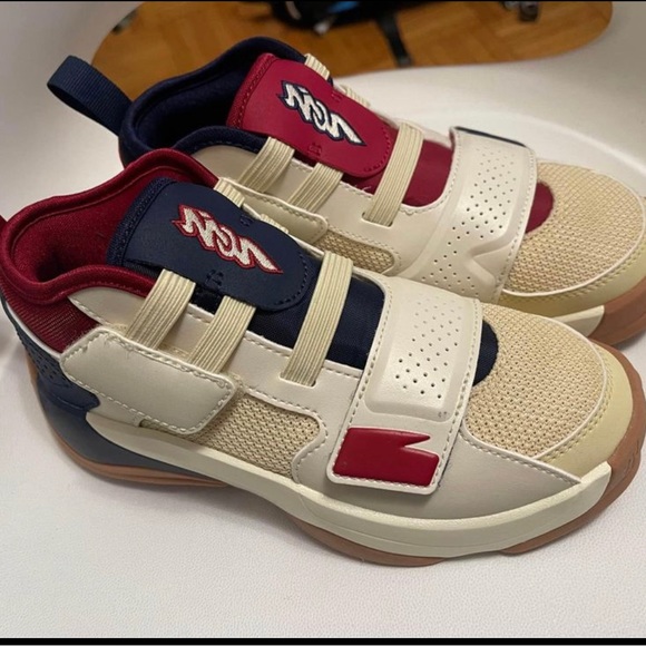 COPY - JORDAN ZION 2 KIDS - Picture 2 of 4